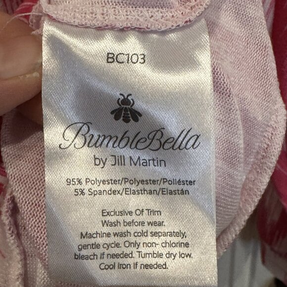 BumbleBella Jill Martin 1x Pink & White Chevron Crew Neck Top EUC Casual Soft - Picture 5 of 5